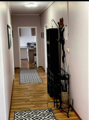 Apartment City Süd- 5 Zimmer_15 Personen _ Komplett_eingerichtet